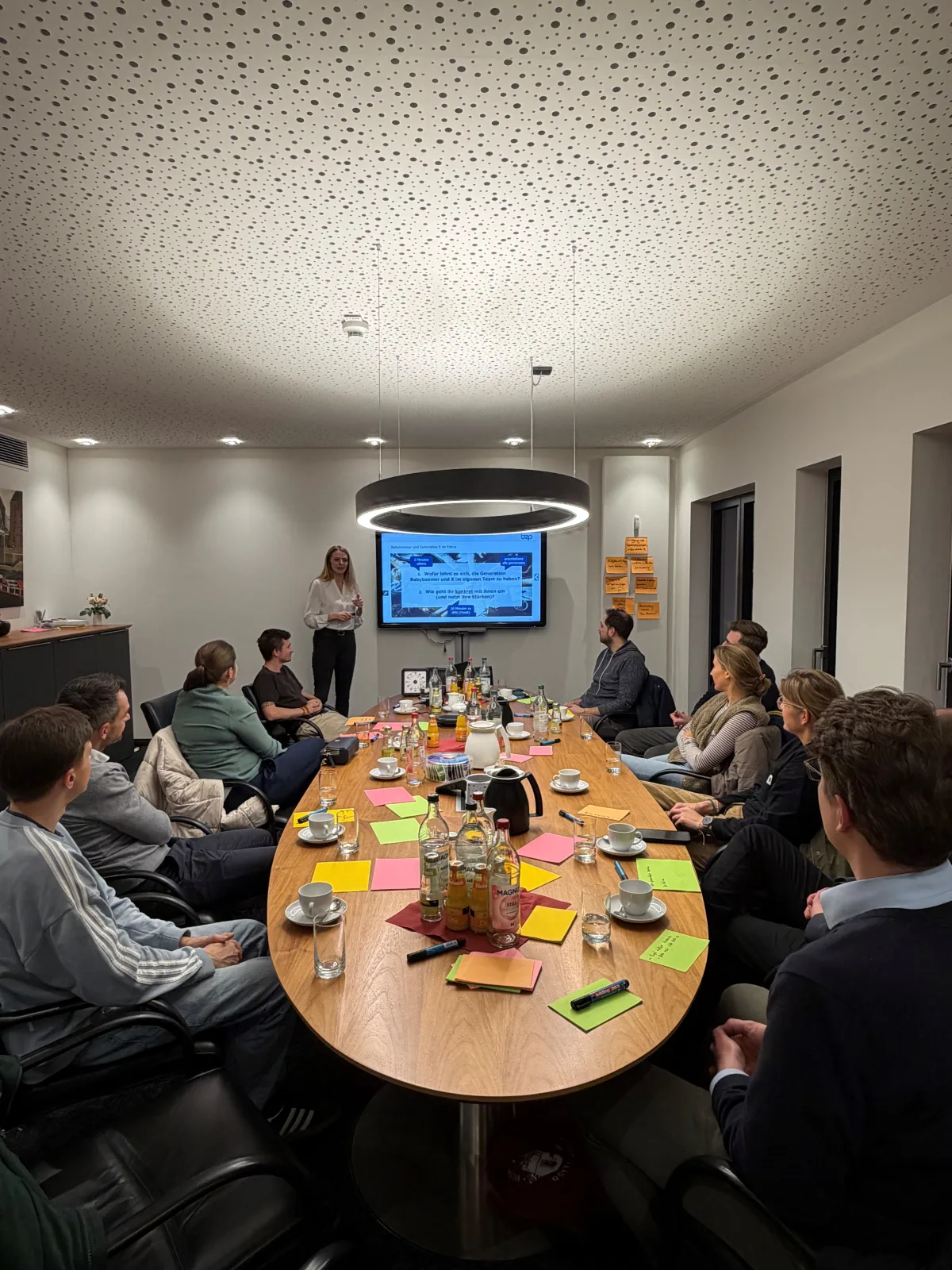 Generationenübergreifende Teams als Chance